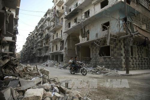 Syrie: prolongée de 48 heures à Alep, la trêve reste fragile - ảnh 1